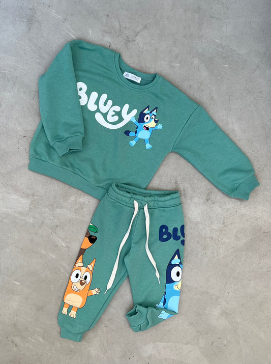 KOSTUM SPORTIV ME FIGURA PER DJEM