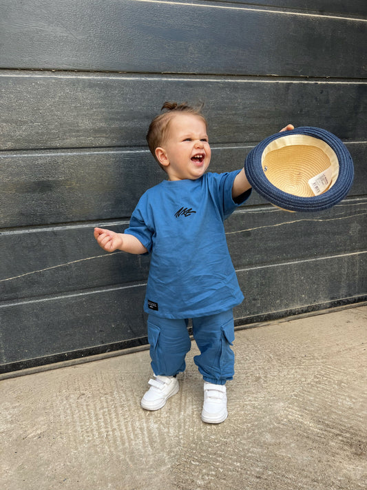 KOSTUM ME BLUZE DHE TUTA