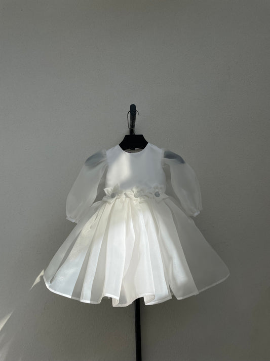 FUSTAN I BARDHE ME LULE TEK BELI