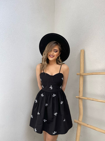 FUSTAN I SHKURTER ME RRIPA