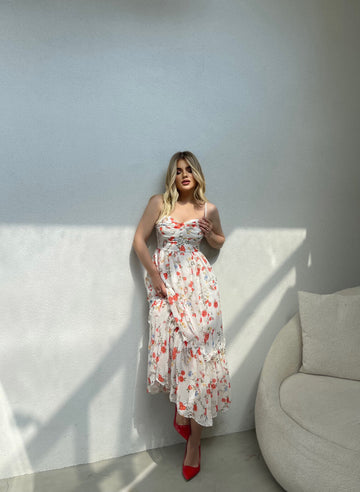 FUSTAN TRECEREKSH ME LULE TE VOGLA