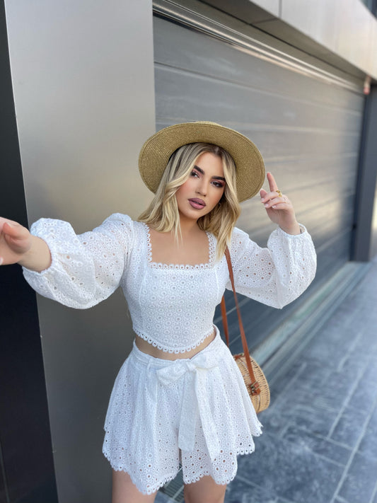 SET BLUZE DHE PANTALLONA TE SHKURTER