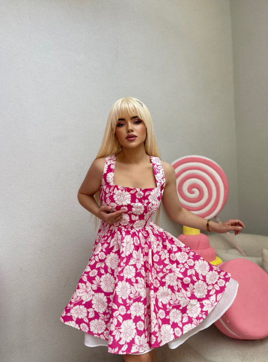 FUSTAN I SHKURTER ME LULE