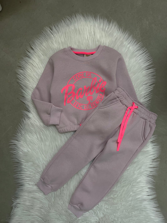 KOSTUM SPORTIV ME DIZENJO BARBIE