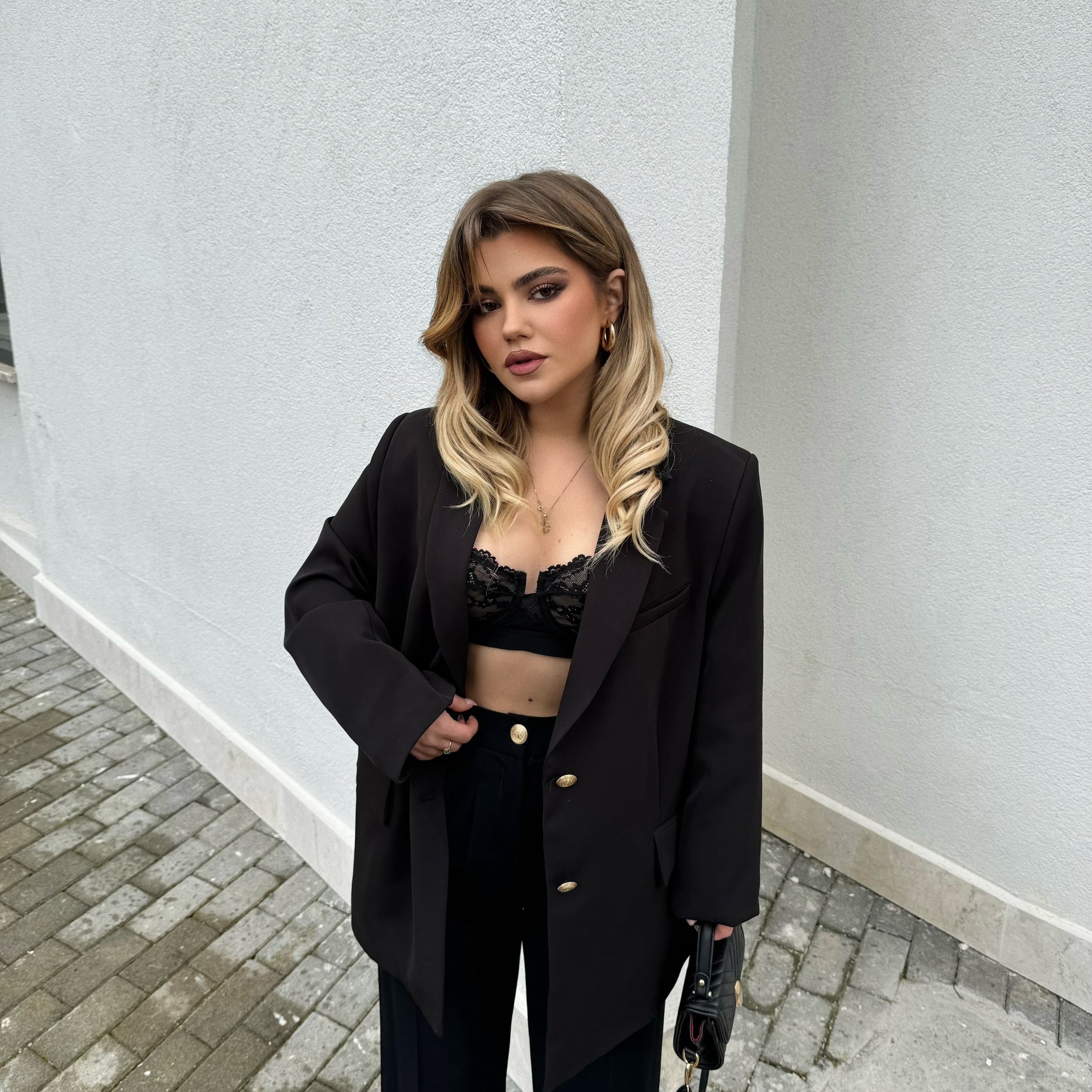 KOSTUM KLASIK ME KOPSA GOLD