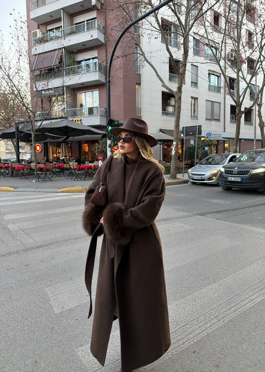 PALLTO ME PELLUSH TEK MENGET