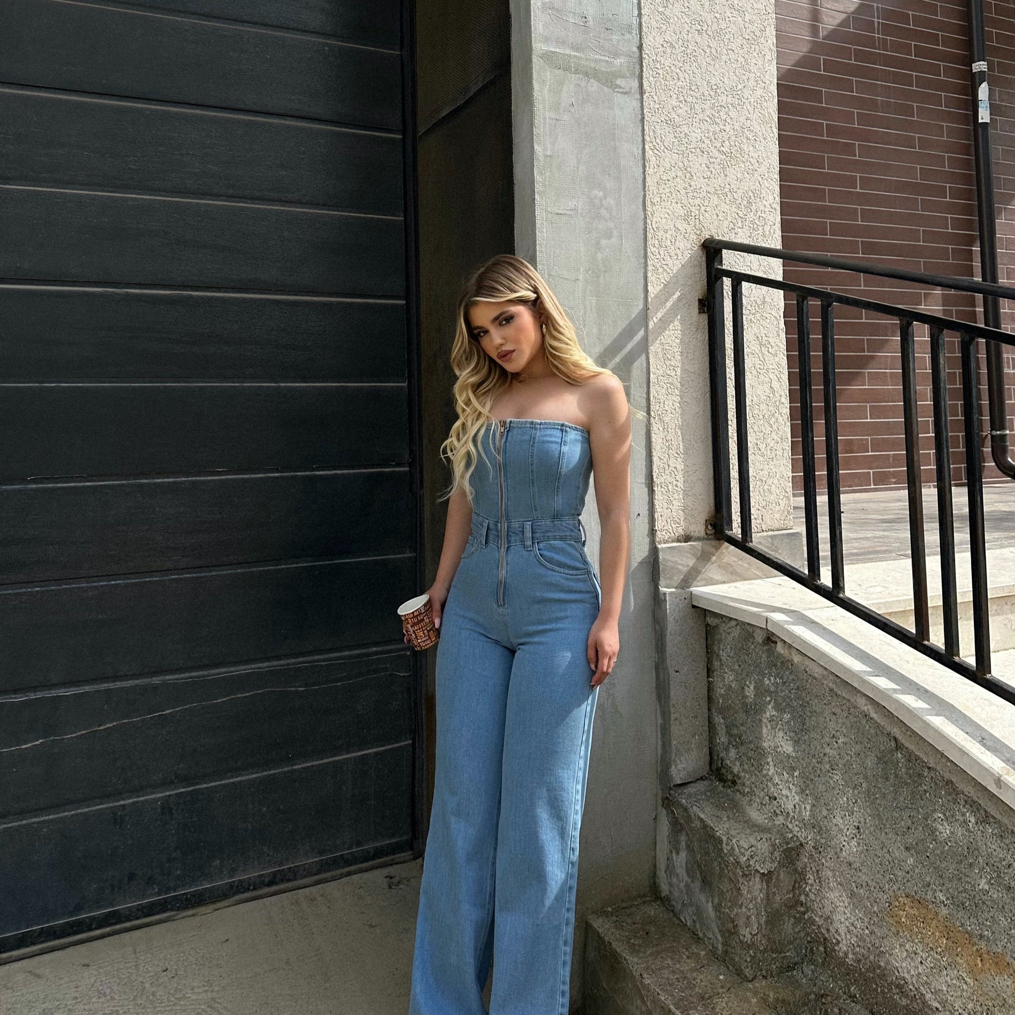 JUMPSUIT BUST