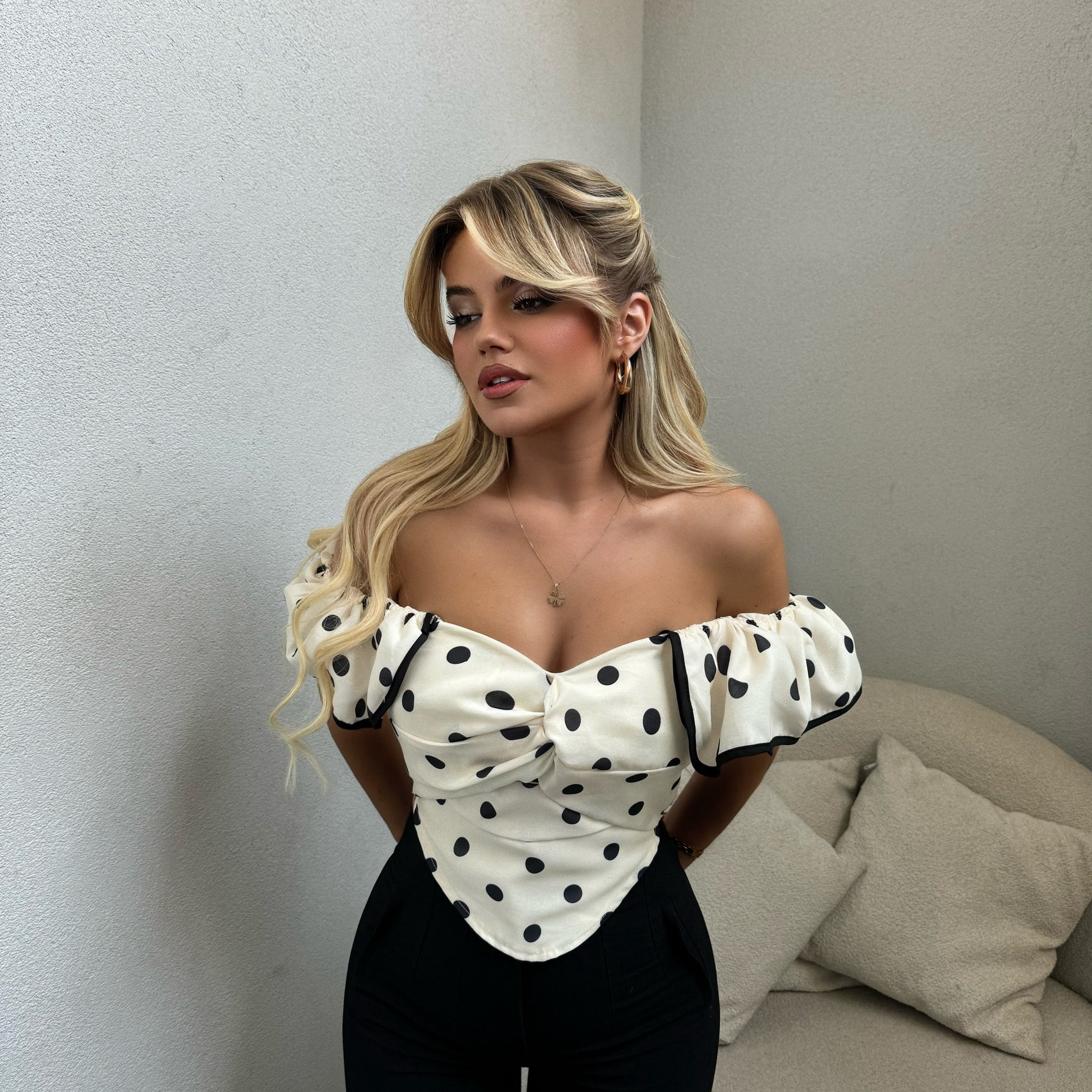 CROP ME PIKA