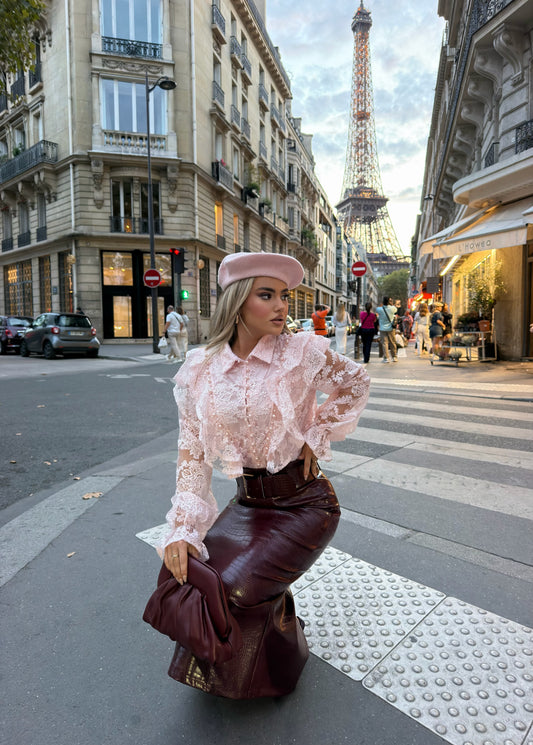 LACE COLLARED RUFFLE BLOUSE