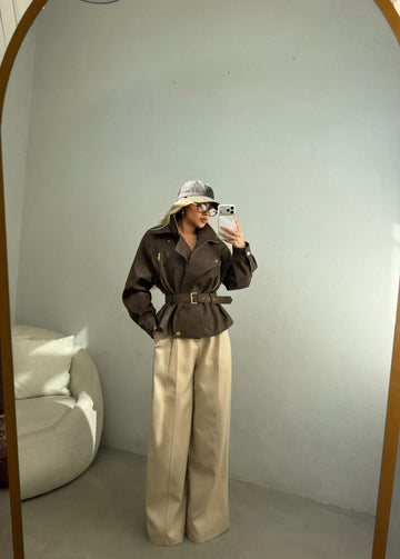 BEIGE TROUSERS