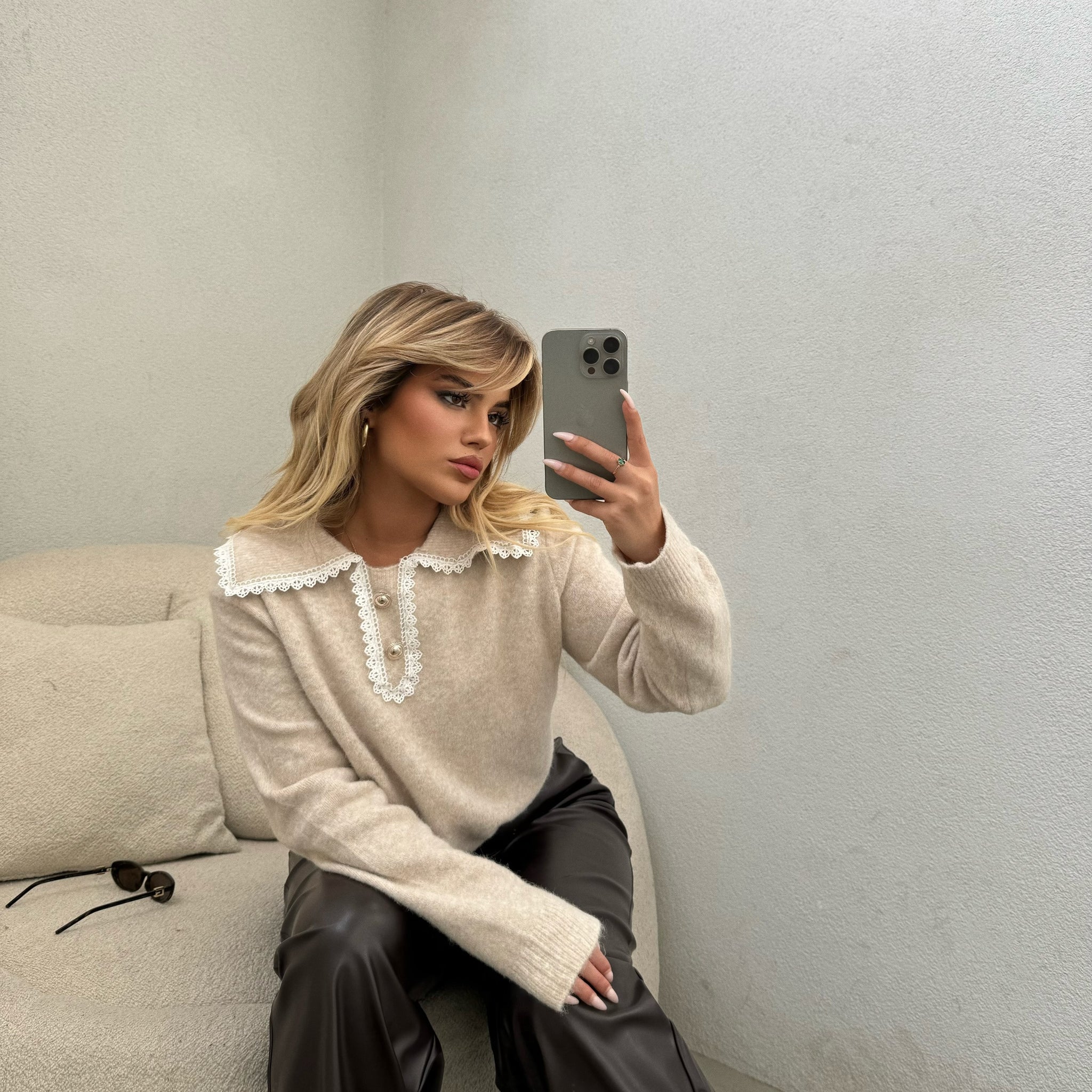 PULOVER ME DANTELLE TEK QAFA