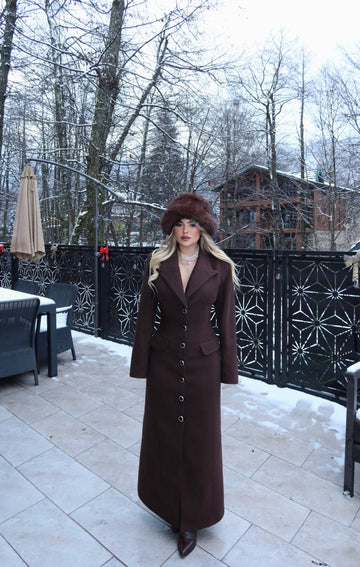 PALLTO E GJATE ME KOPSA