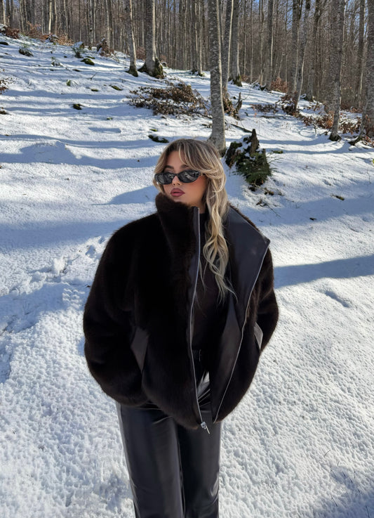 PELLUSH LEKURE QE VISHET NGA TE DYJA ANET