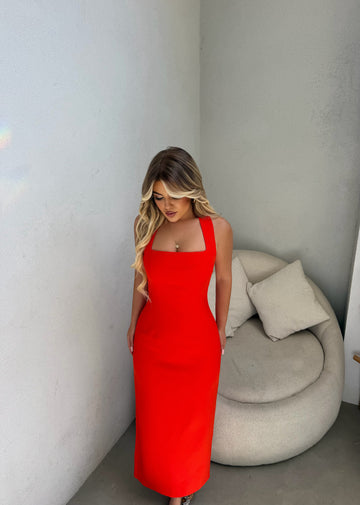 FUSTAN ME LIDHJE NE QAFE