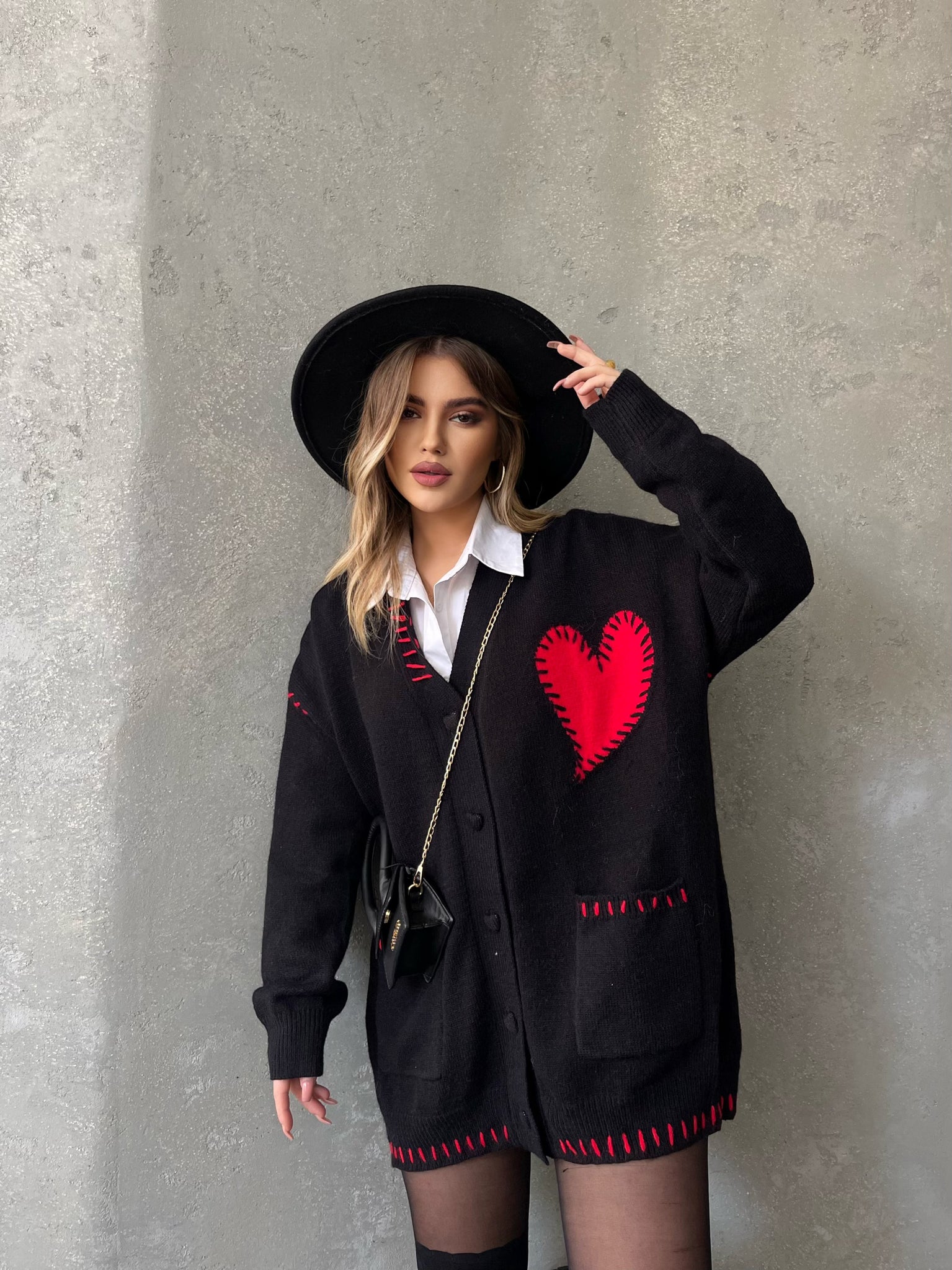 CARDIGAN ME ZEMER TE KUQE